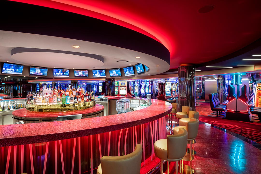 Red Gem Casino Bar